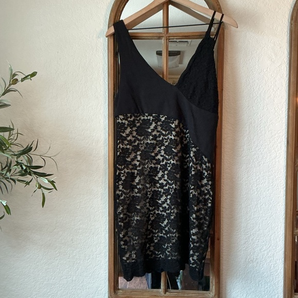 Free People Lower East Side Lace Slip Dress Black Size L NWT Asymmetrical Party - Picture 2 of 6
